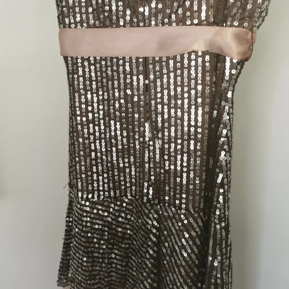 BCBGmaxAzria - Picture 4 of 6